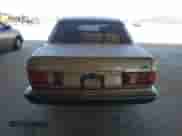 1984 Mercedes-Benz 500 с VIN WDBCA37A9EA045724, выставлен на аукционе Copart как лот 61617295 с пробегом 326 624 миль миль и Чистый • Clean title. История ставок и продаж доступна на DreamBid. Изображение 6.