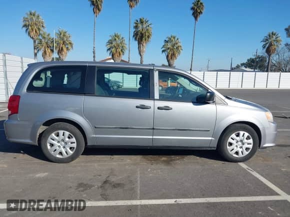 2015 Dodge Grand Caravan SE Plus with VIN 2C4RDGBG7FR516174, listed as a IAAI auction lot 41313989 with 106,867 mi miles and . Bid and sale history available at DreamBid. Image 13.