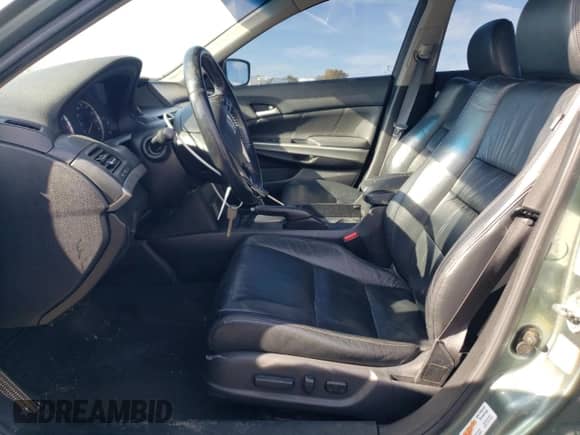 2009 Honda Accord EX-L with VIN 1HGCP36819A006177, listed as a Copart auction lot 82541815 with 222,117 mi miles and Clean title. Bid and sale history available at DreamBid. Image 7.