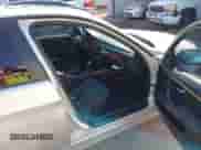 2007 BMW 3 Series 328i z VIN WBAVC53527FZ75041, wystawiony jako IAAI lot #43240788 z przebiegiem 165 460 mil mil oraz . Historia ofert i sprzedaży dostępna na DreamBid. Obrazek 5.