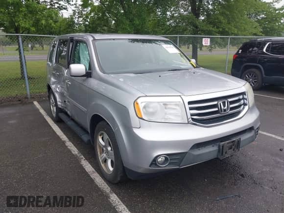 2014 Honda Pilot EX-L with VIN 5FNYF4H79EB009136, listed as a IAAI auction lot 42513928 with 84,965 mi miles and . Bid and sale history available at DreamBid. Image 1.