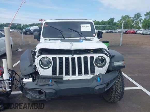 2023 Jeep Wrangler Rubicon с VIN 1C4JJXR64PW586405, выставлен на аукционе IAAI как лот 42318989 с пробегом 26 493 миль миль и . История ставок и продаж доступна на DreamBid. Изображение 6.