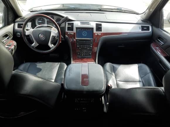 2009 Cadillac Escalade with VIN 1GYFC13239R251683, listed as a Copart auction lot 51439915 with 196,460 mi miles and Salvage title. Bid and sale history available at DreamBid. Image 8.