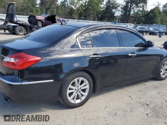 2012 Hyundai Genesis 3.8L with VIN KMHGC4DD4CU179291, listed as a Copart auction lot 81490985 with 143,786 mi miles and Salvage title. Bid and sale history available at DreamBid. Image 3.