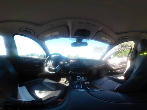 2016 BMW 5 Series 535i xDrive с VIN WBA5B3C55GG260479, выставлен на аукционе IAAI как лот 43064520 с пробегом 121 059 миль миль и . История ставок и продаж доступна на DreamBid. Изображение 19.