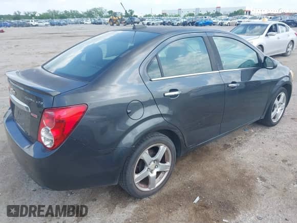 2016 Chevrolet Sonic LTZ с VIN 1G1JE5SB3G4161424, выставлен на аукционе IAAI как лот 42155022 с пробегом 115 855 миль миль и . История ставок и продаж доступна на DreamBid. Изображение 4.