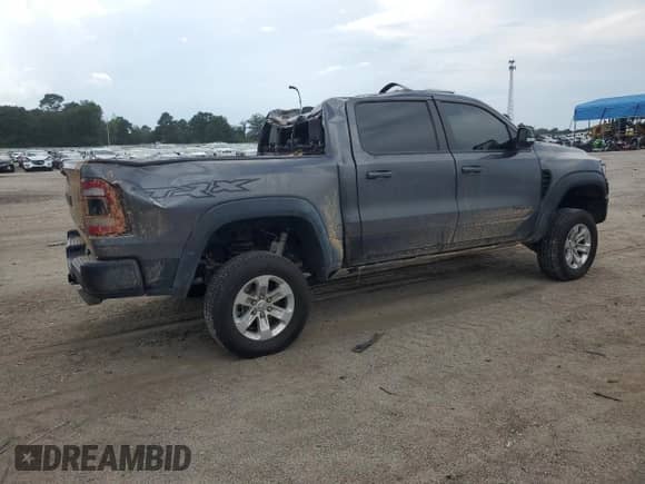 2022 Ram 1500 TRX с VIN 1C6SRFU96NN103743, выставлен на аукционе Copart как лот 66713395 с пробегом 55 561 миль миль и Списание • Salvage title. История ставок и продаж доступна на DreamBid. Изображение 3.