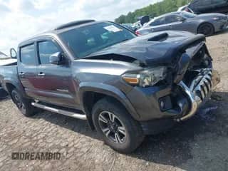2016 Toyota Tacoma SR z VIN 5TFCZ5AN2GX046313, wystawiony jako IAAI lot #42586392 z przebiegiem 117 798 mil mil oraz . Historia ofert i sprzedaży dostępna na DreamBid. Obrazek 1.