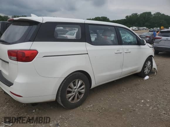 2016 Kia Sedona L with VIN KNDMA5C18G6111595, listed as a Copart auction lot 58305785 with 118,820 mi miles and Salvage title. Bid and sale history available at DreamBid. Image 3.