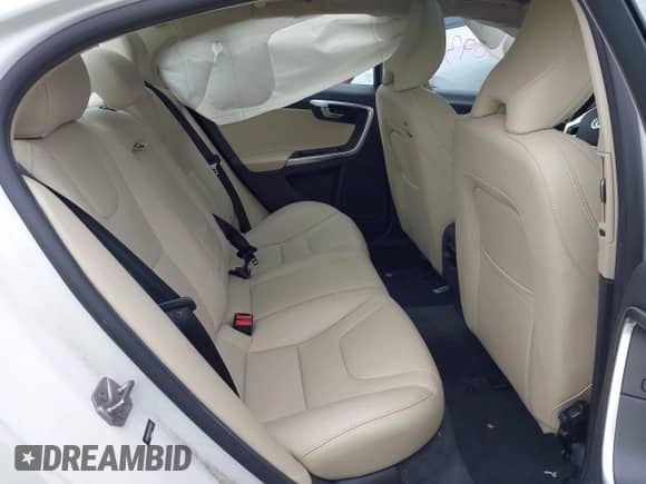 2017 Volvo S60 Dynamic с VIN YV140MTL6H2439325, выставлен на аукционе IAAI как лот 42502093 с пробегом 63 959 миль миль и . История ставок и продаж доступна на DreamBid. Изображение 8.