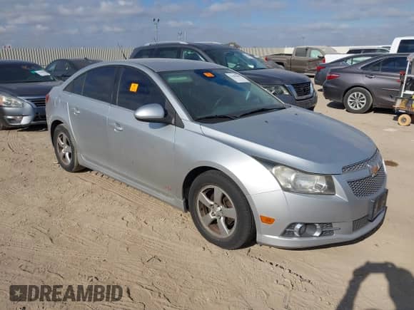 2014 Chevrolet Cruze 1LT с VIN 1G1PC5SB7E7463830, выставлен на аукционе IAAI как лот 43481009 с пробегом 102 495 миль миль и . История ставок и продаж доступна на DreamBid. Изображение 1.