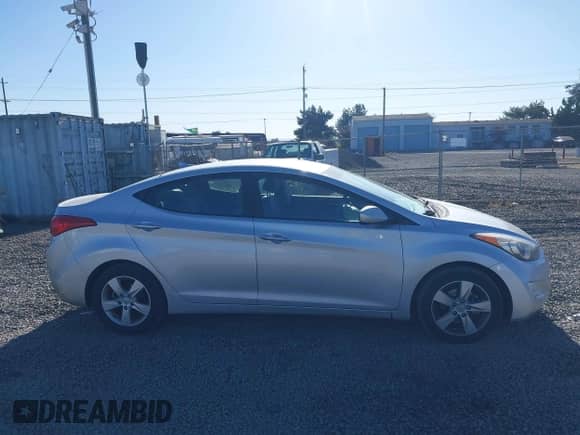 2013 Hyundai Elantra GLS с VIN KMHDH4AE3DU991054, выставлен на аукционе IAAI как лот 43316984 с пробегом 188 454 миль миль и . История ставок и продаж доступна на DreamBid. Изображение 13.