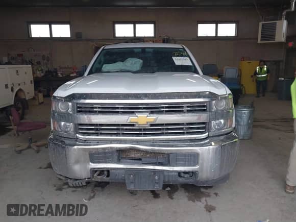 2015 Chevrolet Silverado 2500HD Work Truck with VIN 1GC0KUEG8FZ111083, listed as a IAAI auction lot 41425303 with 219,829 mi miles and . Bid and sale history available at DreamBid. Image 12.