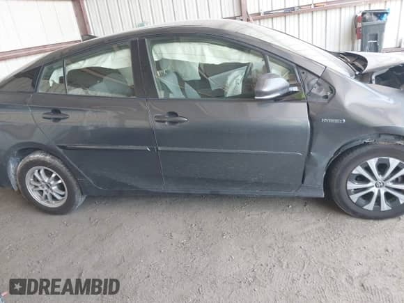 2019 Toyota Prius LE с VIN JTDL9RFU5K3002989, выставлен на аукционе IAAI как лот 42393279 с пробегом 266 115 миль миль и . История ставок и продаж доступна на DreamBid. Изображение 13.