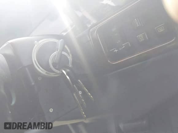 1998 Jeep Grand Cherokee Limited с VIN 1J4GZ78Y2WC238327, выставлен на аукционе IAAI как лот 43418556 с пробегом 189 779 миль миль и . История ставок и продаж доступна на DreamBid. Изображение 11.