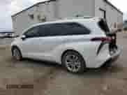 2022 Toyota Sienna Platinum с VIN 5TDERKEC8NS134379, выставлен на аукционе Copart как лот 68874795 с пробегом 75 175 миль миль и Списание • Salvage title. История ставок и продаж доступна на DreamBid. Изображение 2.