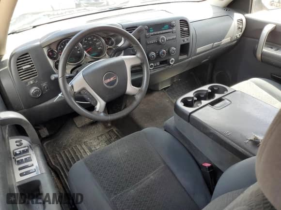 2008 GMC Sierra 1500 Work Truck with VIN 1GTEC19038Z297214, listed as a Copart auction lot 55752615 with 154,318 mi miles and Salvage title. Bid and sale history available at DreamBid. Image 8.