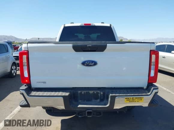 2023 Ford F-250 XL с VIN 1FT7W2BT2PEE13065, выставлен на аукционе IAAI как лот 42499481 с пробегом 21 948 миль миль и . История ставок и продаж доступна на DreamBid. Изображение 17.