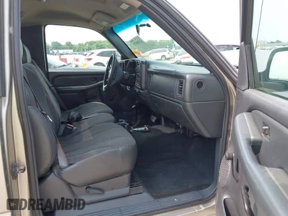 2001 Chevrolet Silverado 1500 с VIN 1GCEC14V41Z120003, выставлен на аукционе IAAI как лот 42349073 с пробегом 216 504 миль миль и . История ставок и продаж доступна на DreamBid. Изображение 5.