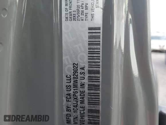 2021 Jeep Wrangler Unlimited Sahara with VIN 1C4JJXP61MW829022, listed as a Copart auction lot 62423295 with 28,226 mi miles and Salvage title. Bid and sale history available at DreamBid. Image 13.