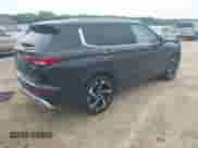 2024 Mitsubishi Outlander SEL with VIN JA4J4WA80RZ089183, listed as a IAAI auction lot 42440664 with 3,723 mi miles and . Bid and sale history available at DreamBid. Image 4.