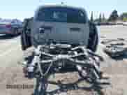 2021 Toyota Tacoma SR5 с VIN 3TYBZ5DN8MT000904, выставлен на аукционе IAAI как лот 42651517 с пробегом 68 366 миль миль и . История ставок и продаж доступна на DreamBid. Изображение 18.