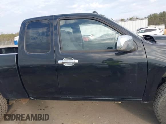 2005 Chevrolet Colorado LS Z71 z VIN 1GCDS196358170810, wystawiony jako IAAI lot #41516338 z przebiegiem 147 901 mil mil oraz . Historia ofert i sprzedaży dostępna na DreamBid. Obrazek 13.