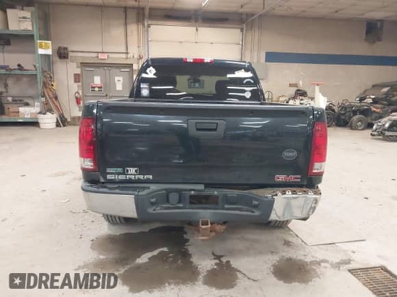 2011 GMC Sierra 1500 SL z VIN 3GTP2UEA0BG191032, wystawiony jako IAAI lot #41362625 z przebiegiem 155 539 mil mil oraz . Historia ofert i sprzedaży dostępna na DreamBid. Obrazek 16.