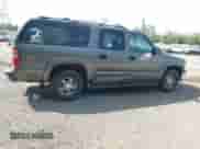 2002 Chevrolet Suburban LT с VIN 3GNFK16Z12G274698, выставлен на аукционе IAAI как лот 42138930 с пробегом 211 288 миль миль и . История ставок и продаж доступна на DreamBid. Изображение 4.