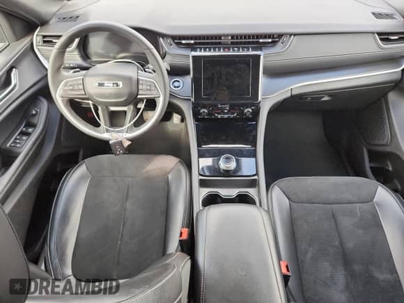 2024 Jeep Grand Cherokee Altitude with VIN 1C4RJHAG5RC109127, listed as a Copart auction lot 81615195 with 45,039 mi miles and Non repairable. Bid and sale history available at DreamBid. Image 8.