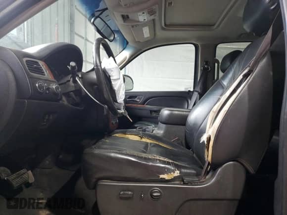2011 Chevrolet Silverado 1500 LTZ with VIN 3GCPKTE25BG156814, listed as a Copart auction lot 59096265 with 210,404 mi miles and Salvage title. Bid and sale history available at DreamBid. Image 7.