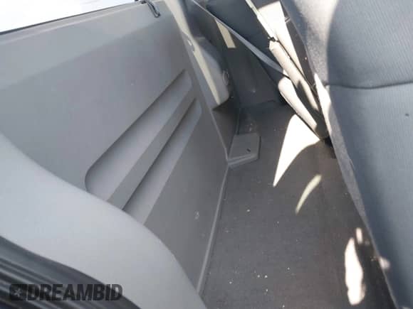 2007 Ford F-150 XL с VIN 1FTRF14W57KD56405, выставлен на аукционе IAAI как лот 42124580 с пробегом 104 196 миль миль и . История ставок и продаж доступна на DreamBid. Изображение 8.