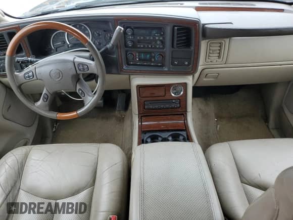 2003 Cadillac Escalade with VIN 1GYEK63N73R207201, listed as a Copart auction lot 60664235 with 237,318 mi miles and Clean title. Bid and sale history available at DreamBid. Image 8.