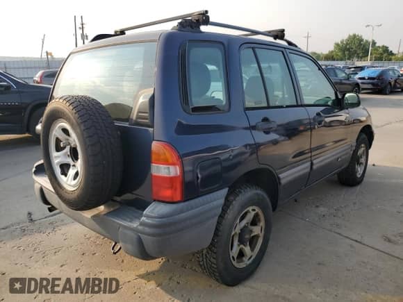 2001 Chevrolet Tracker с VIN 2CNBJ13C216922453, выставлен на аукционе Copart как лот 64278984 с пробегом Не указан миль и Чистый • Clean title. История ставок и продаж доступна на DreamBid. Изображение 3.