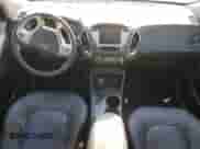2010 Hyundai Tucson GLS with VIN KM8JUCAC6AU023906, listed as a Copart auction lot 52773585 with Not provided miles and Salvage title. Bid and sale history available at DreamBid. Image 8.