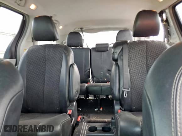 2011 Toyota Sienna SE with VIN 5TDXK3DC0BS091981, listed as a Copart auction lot 81566115 with 212,248 mi miles and Salvage title. Bid and sale history available at DreamBid. Image 10.