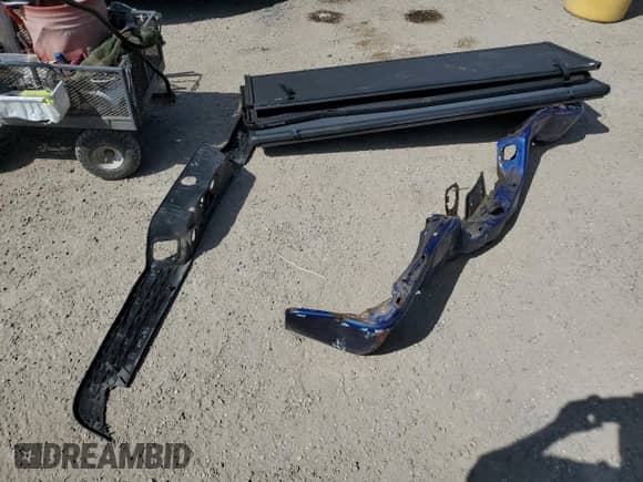 2018 Ram 1500 Tradesman with VIN 1C6RR7KT3JS271547, listed as a Copart auction lot 72044385 with Not provided miles and Clean title. Bid and sale history available at DreamBid. Image 12.