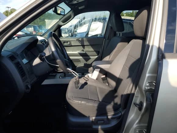 2011 Ford Escape XLT with VIN 1FMCU9DG3BKC24489, listed as a Copart auction lot 72037215 with 163,399 mi miles and Clean title. Bid and sale history available at DreamBid. Image 7.