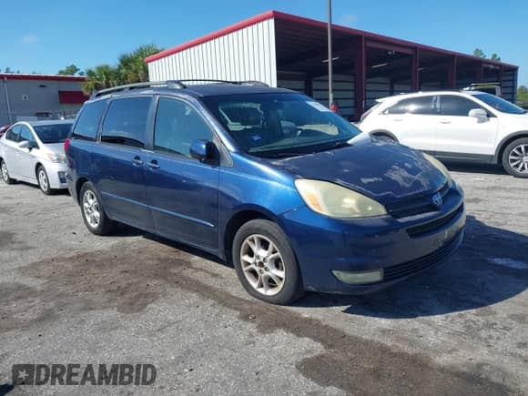 2004 Toyota Sienna XLE z VIN 5TDZA22C94S081400, wystawiony jako IAAI lot #43498058 z przebiegiem 203 324 mil mil oraz . Historia ofert i sprzedaży dostępna na DreamBid. Obrazek 1.