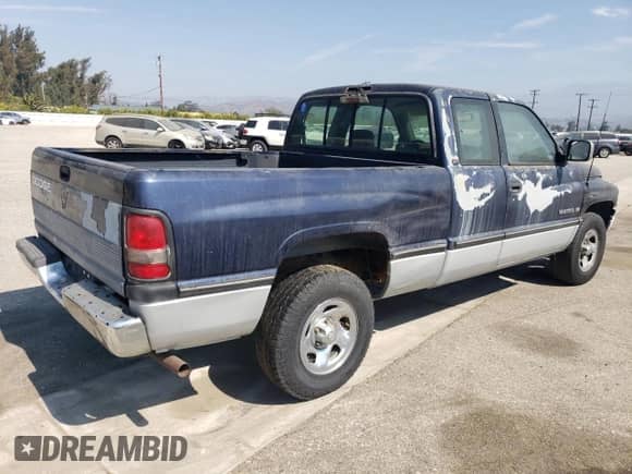 1995 Dodge 1500 с VIN 3B7HC13Z2SG704211, выставлен на аукционе Copart как лот 64888265 с пробегом 232 899 миль миль и Чистый • Clean title. История ставок и продаж доступна на DreamBid. Изображение 3.