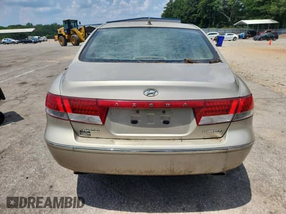2009 Hyundai Azera Limited с VIN KMHFC46F09A380660, выставлен на аукционе Copart как лот 62120475 с пробегом 173 307 миль миль и Чистый • Clean title. История ставок и продаж доступна на DreamBid. Изображение 6.
