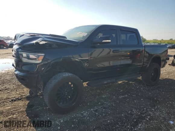 2021 Ram 1500 Laramie с VIN 1C6SRFJT8MN733620, выставлен на аукционе Copart как лот 69632835 с пробегом 73 258 миль миль и На запчасти • Non repairable. История ставок и продаж доступна на DreamBid. Изображение 1.