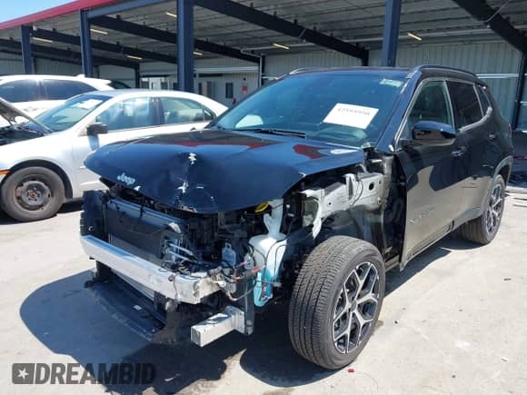 2025 Jeep Compass Limited with VIN 3C4NJDCN5ST501442, listed as a IAAI auction lot 42595950 with 667 mi miles and . Bid and sale history available at DreamBid. Image 6.