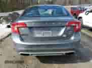 2016 Volvo S60 T5 Platinum с VIN YV4612UM2G2001288, выставлен на аукционе Copart как лот 46215315 с пробегом 124 728 миль миль и Списание • Salvage title. История ставок и продаж доступна на DreamBid. Изображение 6.