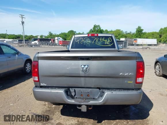 2011 Ram 1500 ST с VIN 3D7JV1EP6BG583566, выставлен на аукционе IAAI как лот 42278648 с пробегом 131 878 миль миль и . История ставок и продаж доступна на DreamBid. Изображение 17.