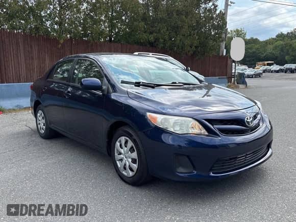 2011 Toyota Corolla L с VIN JTDBU4EEXBJ096063, выставлен на аукционе Copart как лот 83981585 с пробегом 134 610 миль миль и Чистый • Clean title. История ставок и продаж доступна на DreamBid. Изображение 1.