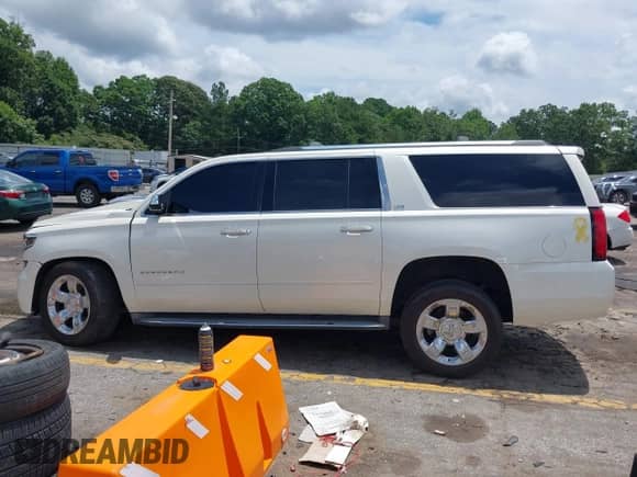 2015 Chevrolet Suburban LTZ с VIN 1GNSCKKC3FR293245, выставлен на аукционе IAAI как лот 42480968 с пробегом 211 257 миль миль и . История ставок и продаж доступна на DreamBid. Изображение 15.