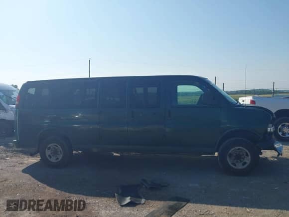 2009 Chevrolet Express Passenger с VIN 1GAHG39K291137235, выставлен на аукционе IAAI как лот 42418541 с пробегом 234 400 миль миль и . История ставок и продаж доступна на DreamBid. Изображение 13.