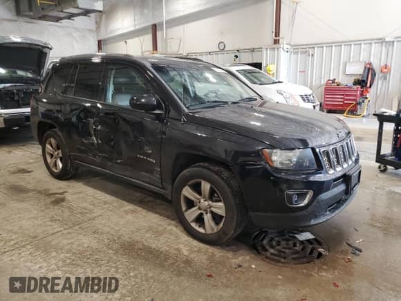 2015 Jeep Compass High Altitude с VIN 1C4NJDEB4FD426683, выставлен на аукционе Copart как лот 66162655 с пробегом 118 662 миль миль и На запчасти • Non repairable. История ставок и продаж доступна на DreamBid. Изображение 4.