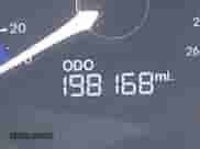 2014 Hyundai Sonata z VIN KMHEC4A46EA115298, wystawiony jako IAAI lot #42920699 z przebiegiem 198 168 mil mil oraz . Historia ofert i sprzedaży dostępna na DreamBid. Obrazek 16.